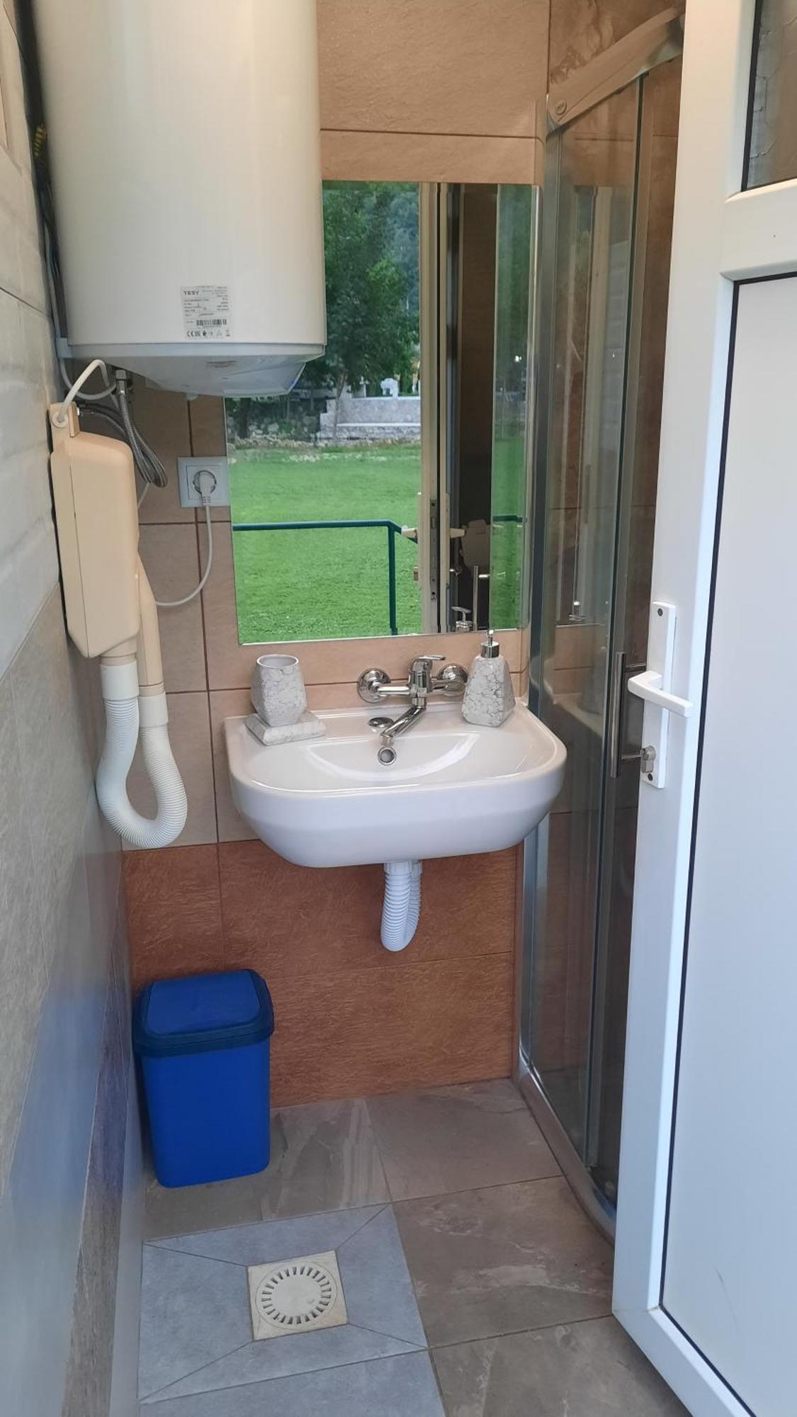 Hacienda Burzic Lägenhet Kulen Vakuf Exteriör bild