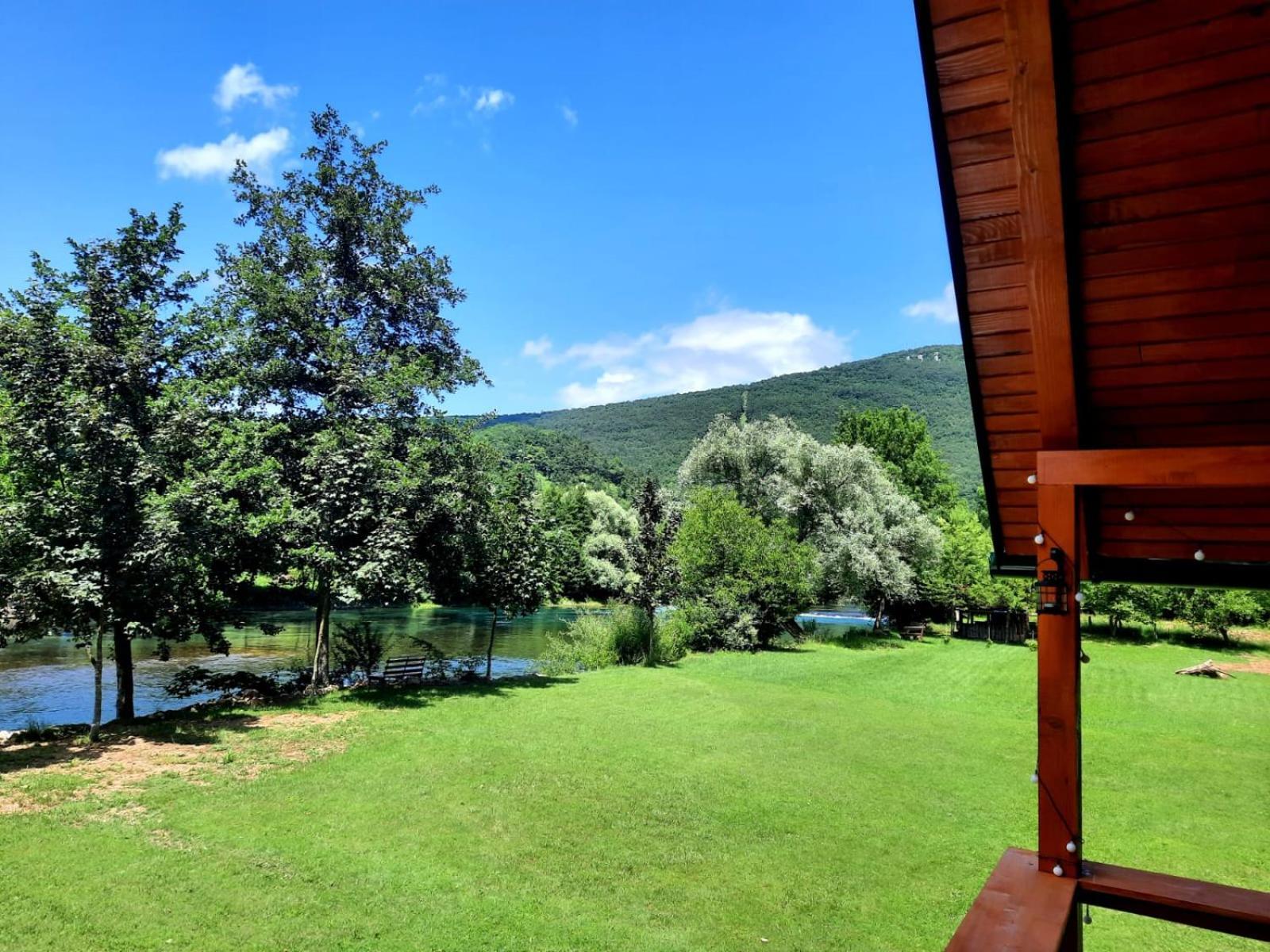 Hacienda Burzic Lägenhet Kulen Vakuf Exteriör bild
